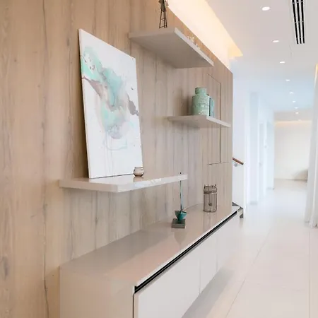 Cove Seaview Villas - Coral Вилла