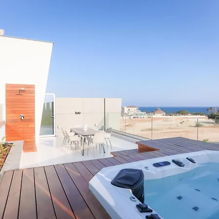 Cove Seaview Villas - Coral *