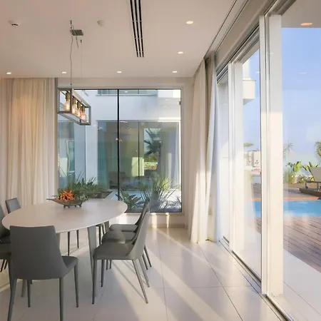 Cove Seaview Villas - Coral Villa